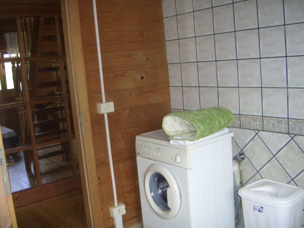 Chalet L Oasi Di Ambra 8 Posti Letto Con Uso Piscina Ардеа Екстериор снимка